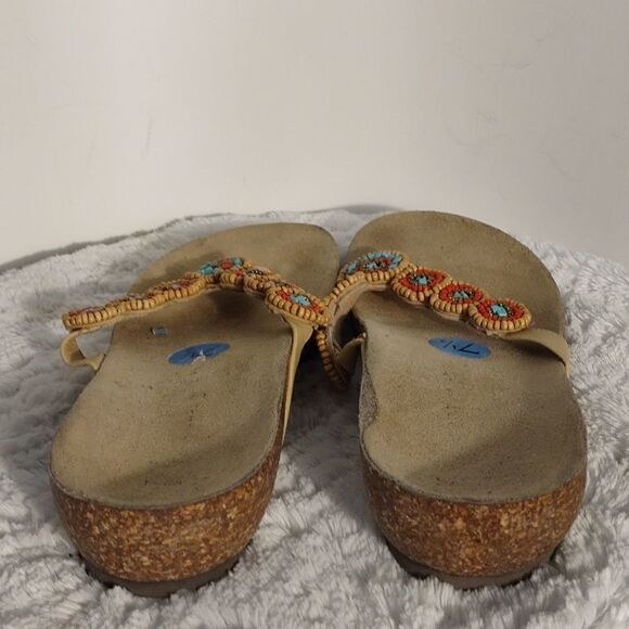 Beaded Woman's Thong Sandals  - Picture 5 of 6